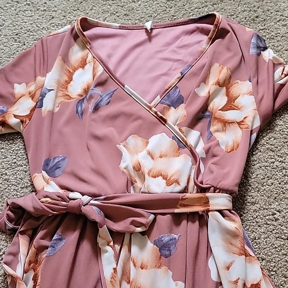 PinkBlush Maternity Dress - Picture 2 of 5